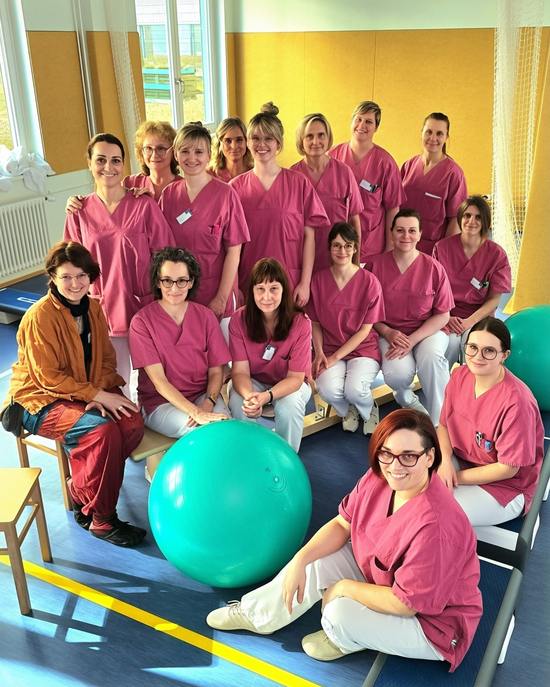 Das Ergotherapie- und Logopädie-Team der Klinik Hennigsdorf Bild des Ergotherapie- und Logopädie-Teams der Klinik Hennigsdorf